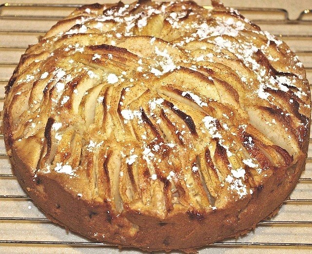 Omas Apfelkuchen mit Mandeln – Backraum24 – Backrezepte und mehr