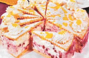 Eierlikör Torte Preiselbeeren