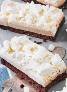 Sahne Likör Kuchen Baiserstreusel