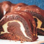 Schokokuchen mit Käsefüllung